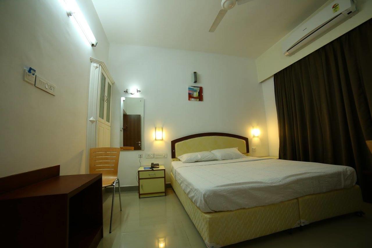 Hotel Captain Fisher Коччи Экстерьер фото